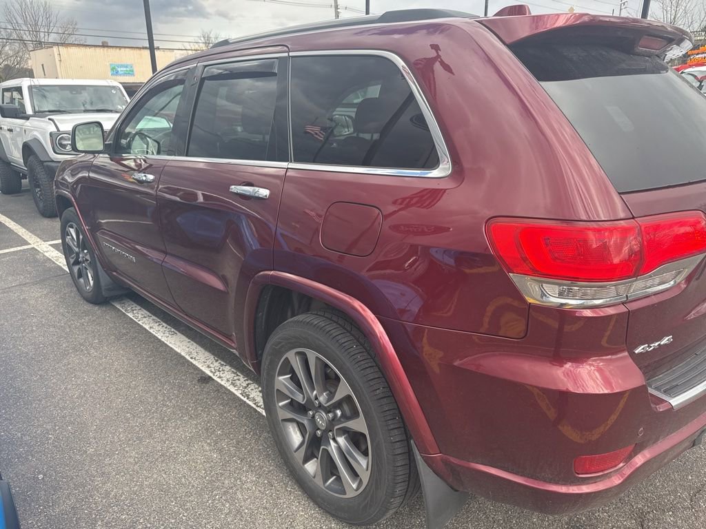 Used 2017 Jeep Grand Cherokee Overland AWD/4WD image 8