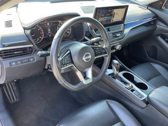 Used 2024 Nissan Altima 2.0 SR image 17