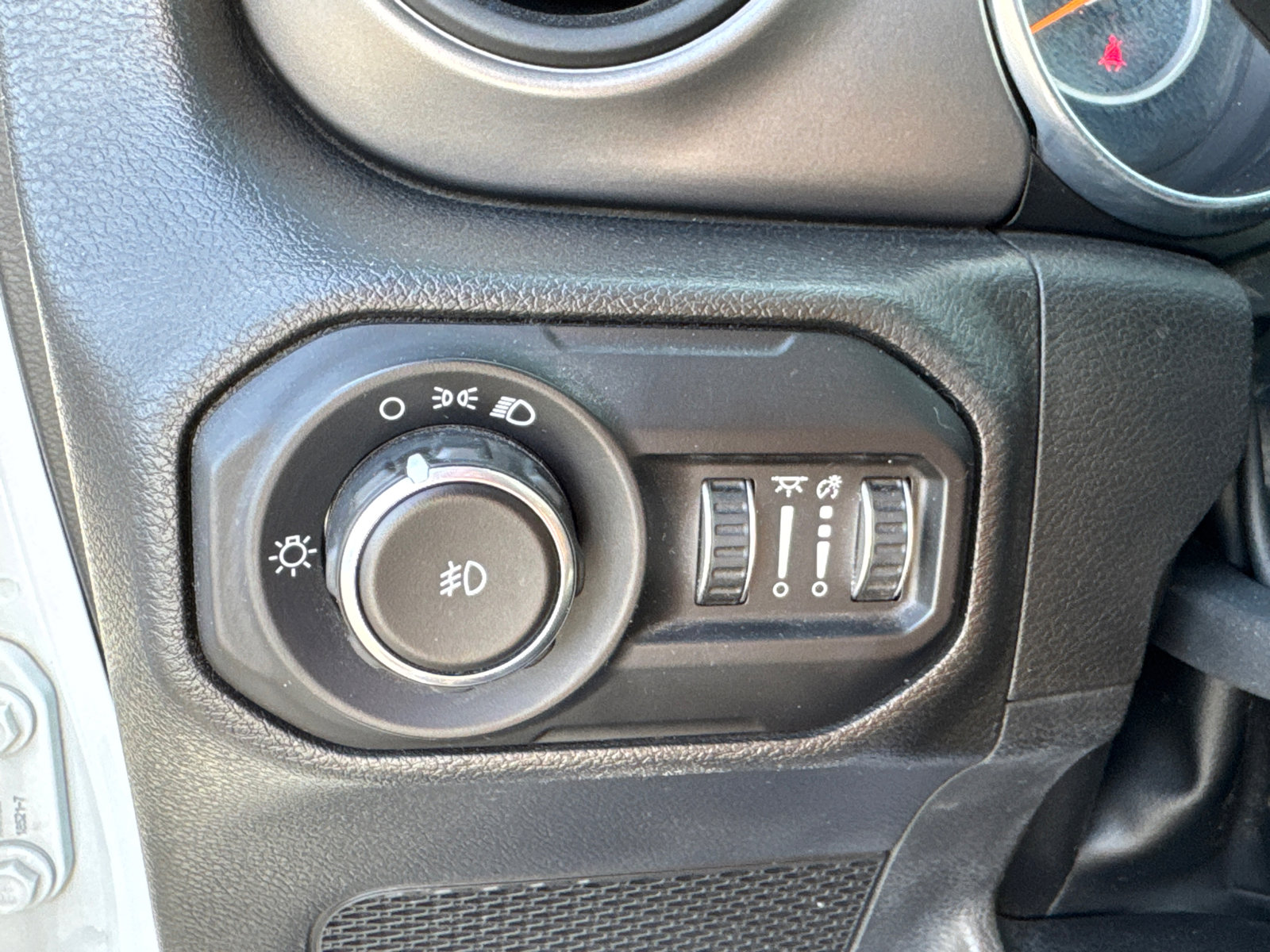 Used 2022 Jeep Wrangler Unlimited Sport image 16