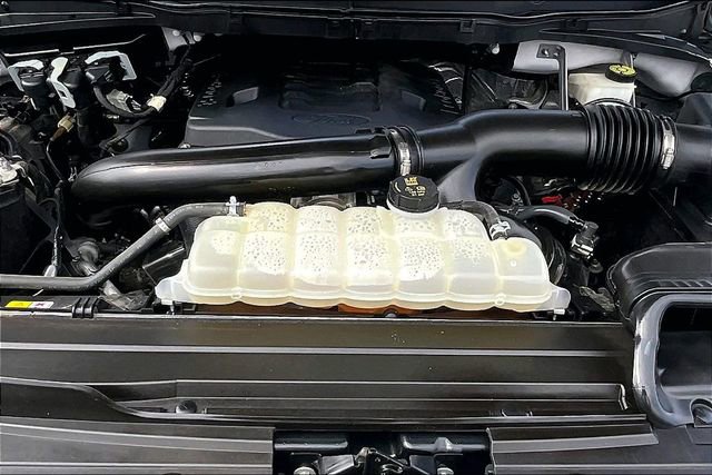 Used 2023 Ford F150 Lariat image 9