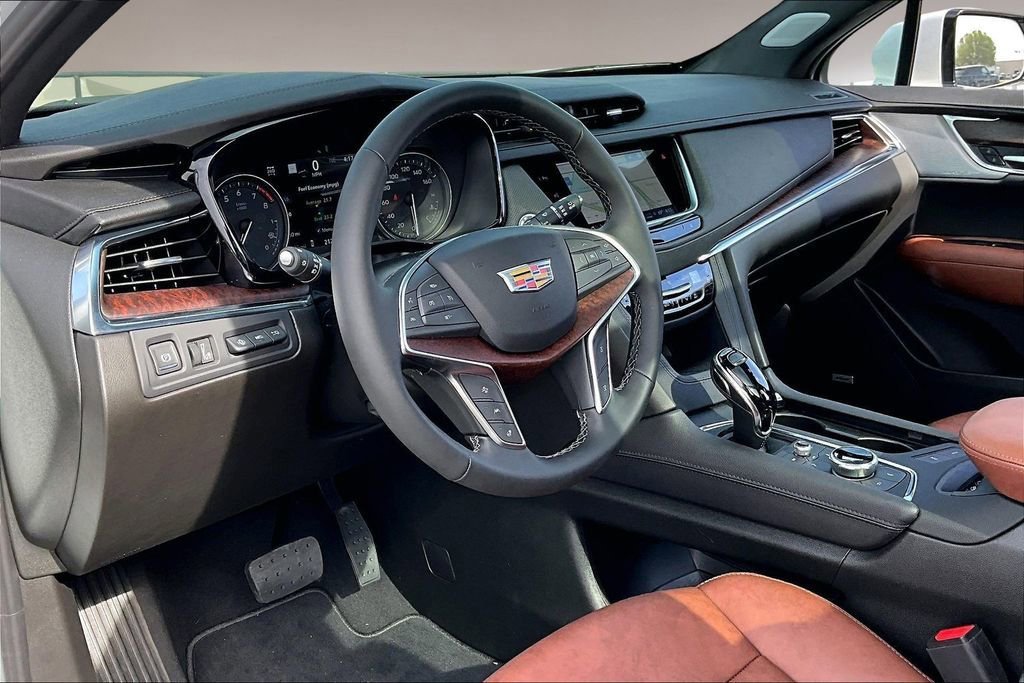 New 2026 Cadillac XT5 Premium Luxury w/ Driver Assist Package image 6