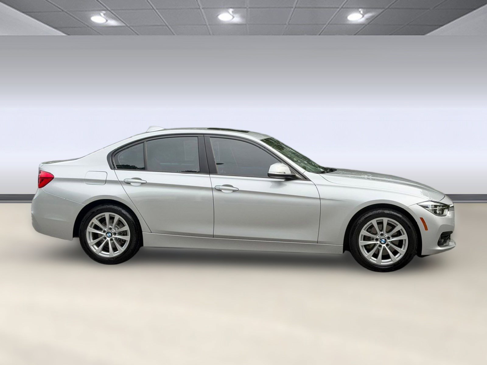 Used 2018 BMW 320i xDrive Sedan AWD/4WD image 8