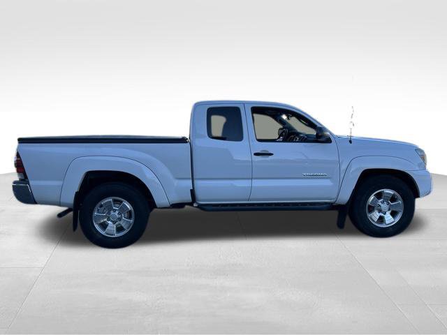 Used 2013 Toyota Tacoma 4x4 Access Cab V6 w/ SR5 Pkg image 6