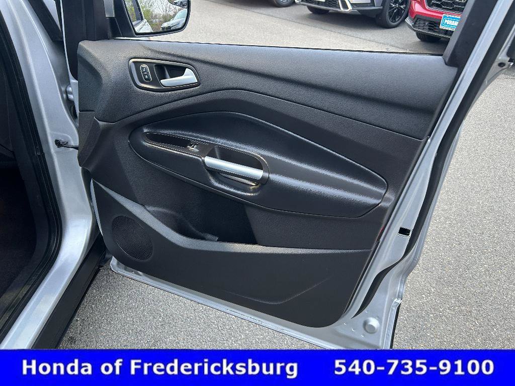 Used 2019 Ford Escape SE AWD/4WD image 14