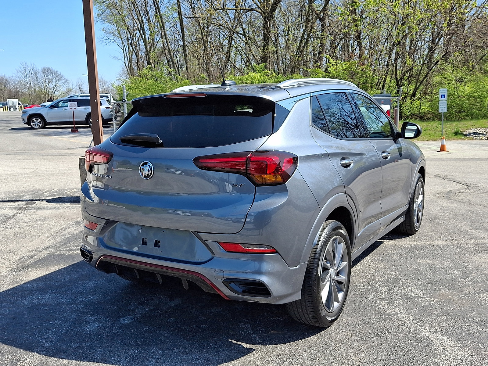 Used 2021 Buick Encore GX Essence w/ Sport Touring Package image 11