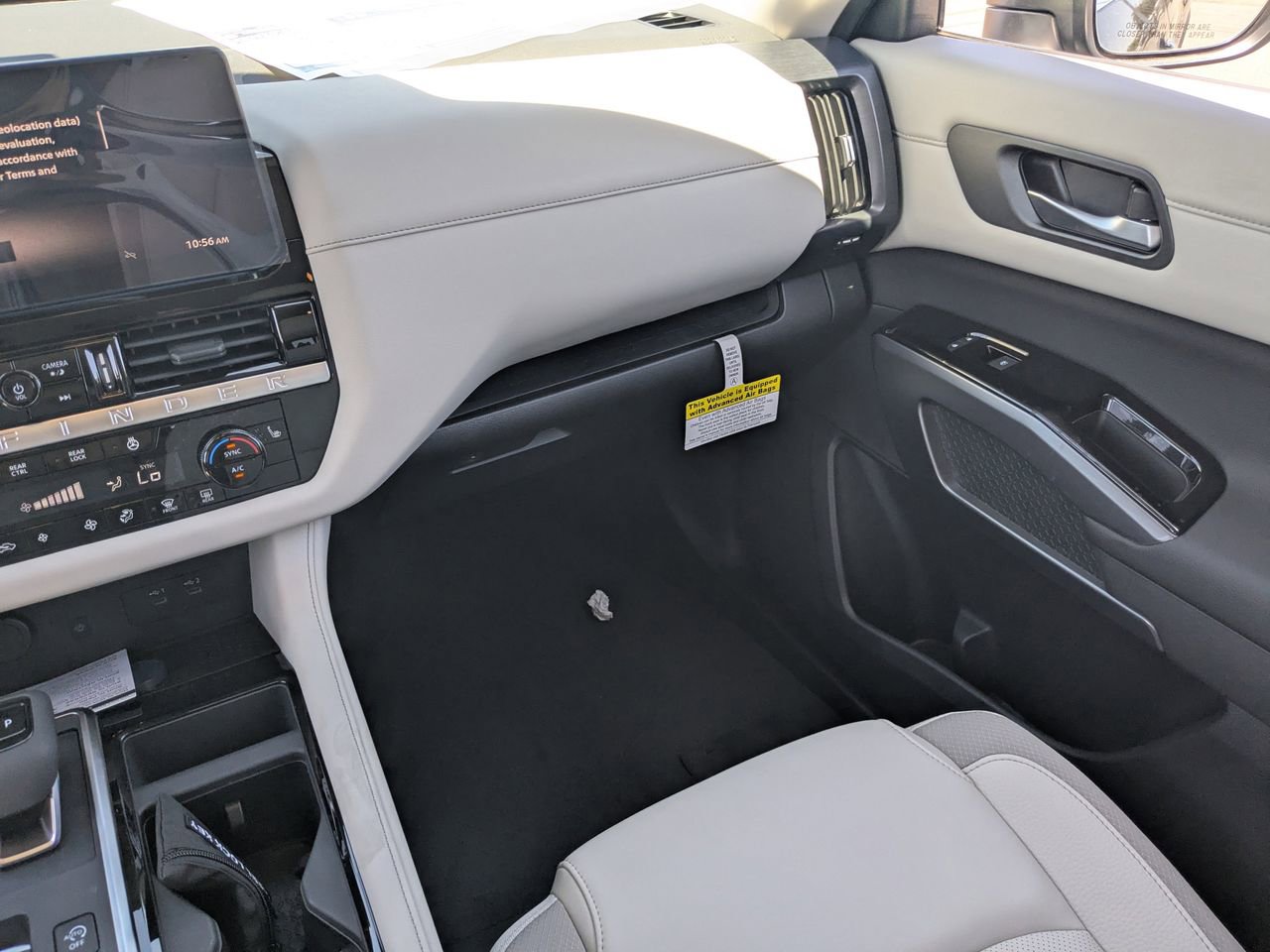New 2026 Nissan Pathfinder SL FWD image 24