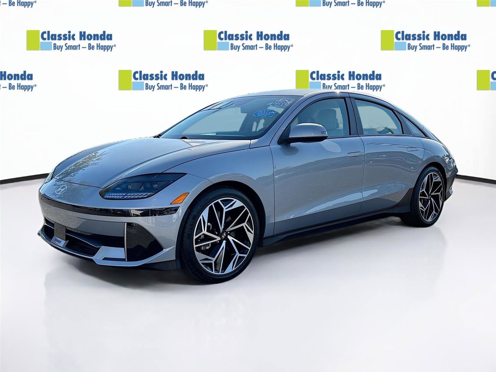 Used 2023 Hyundai Ioniq 6 SEL w/ Cargo Package RWD image 3