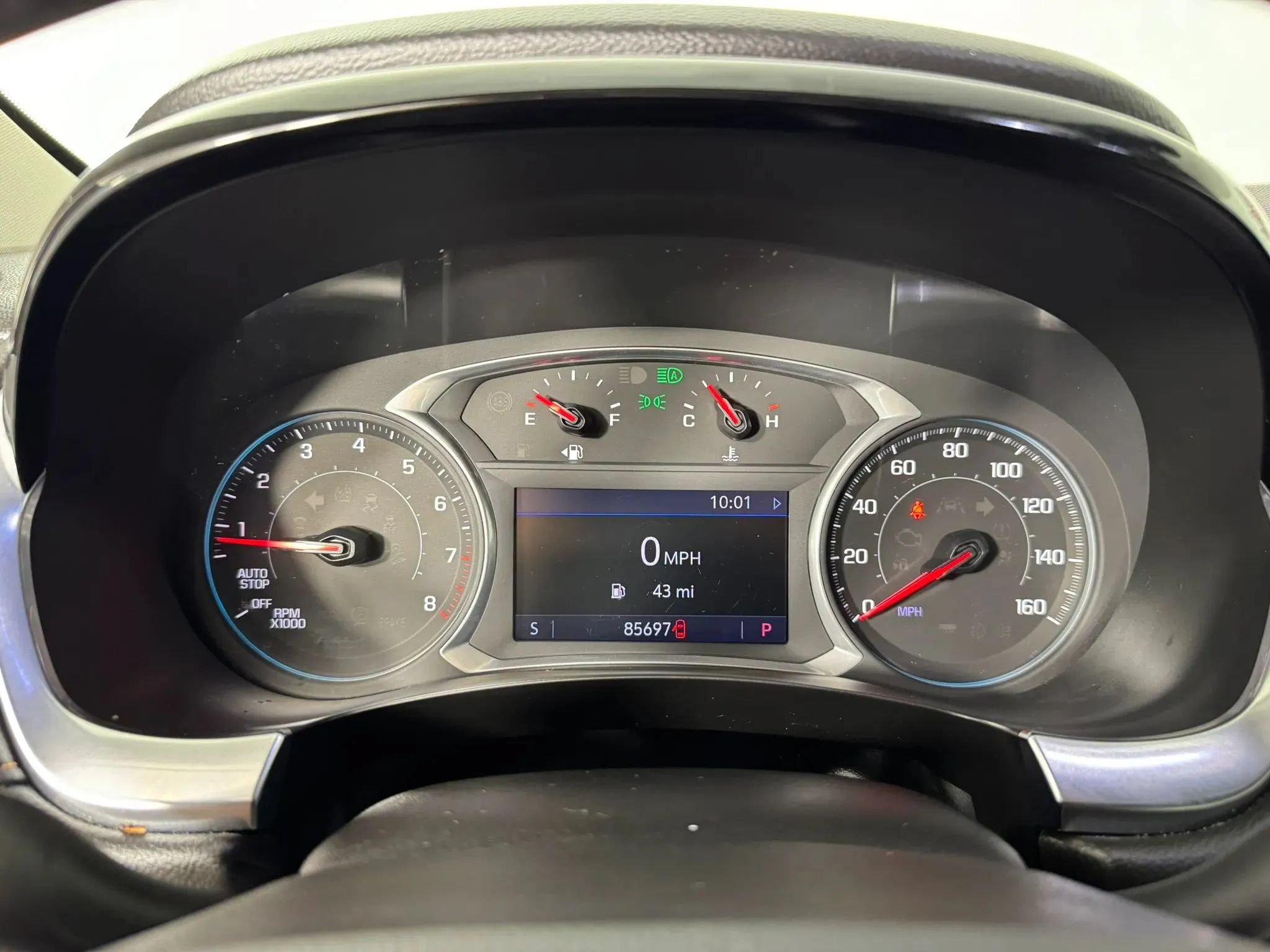 Used 2020 Chevrolet Traverse LT FWD image 14