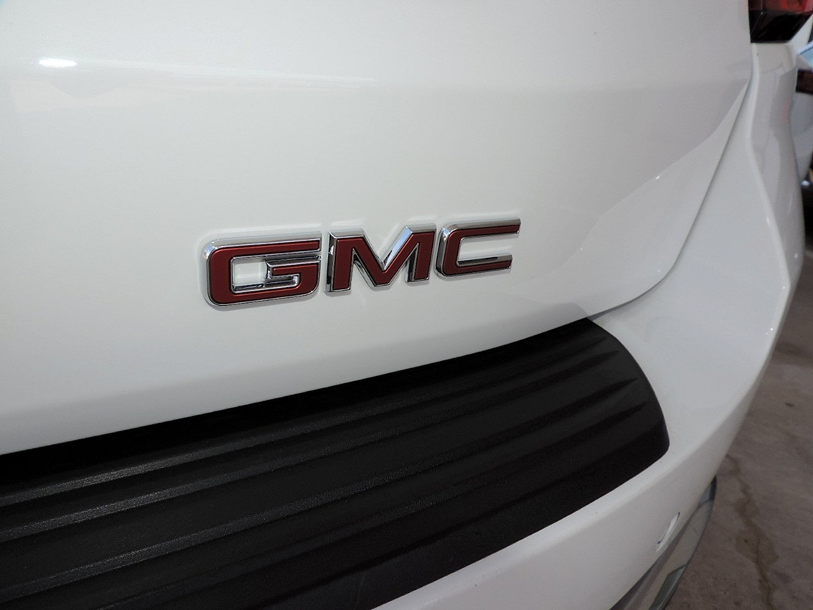 Certified 2025 GMC Yukon XL Denali AWD/4WD image 15