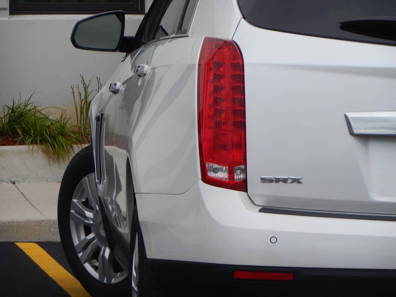 Used 2013 Cadillac SRX Luxury
