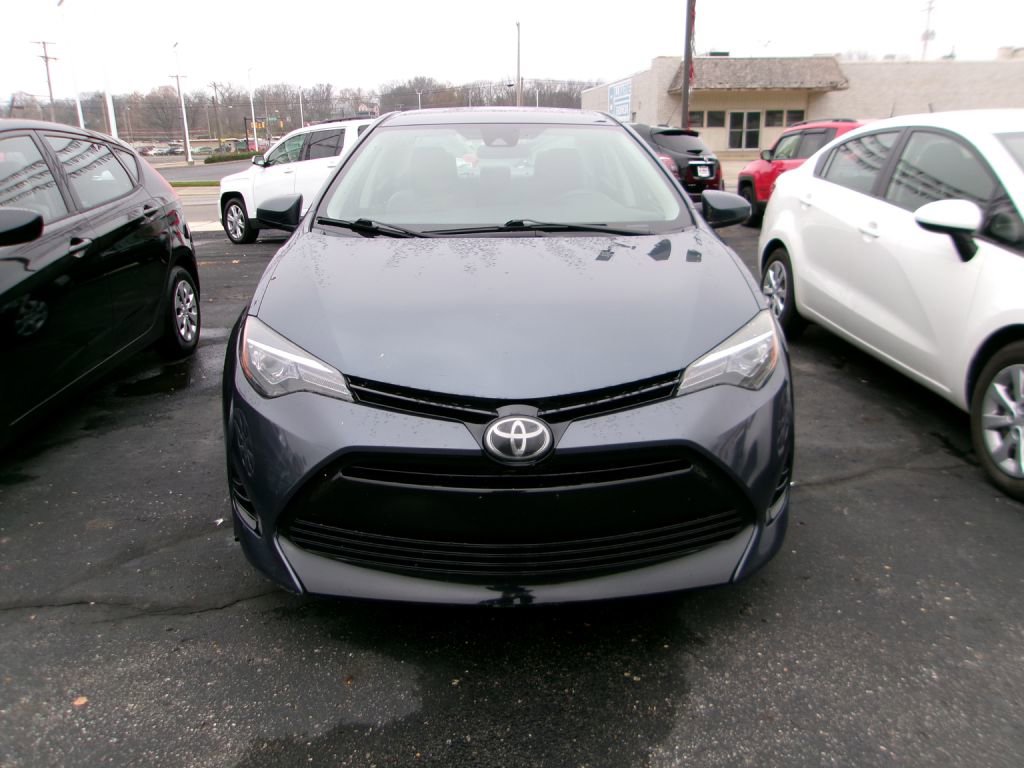 Used 2017 Toyota Corolla LE w/ Carpet Mat Package (TMS) image 2