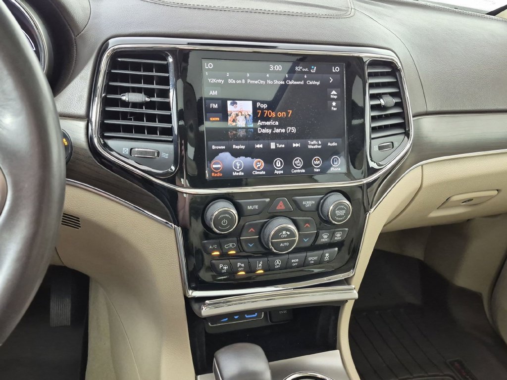 Used 2019 Jeep Grand Cherokee Overland RWD image 22