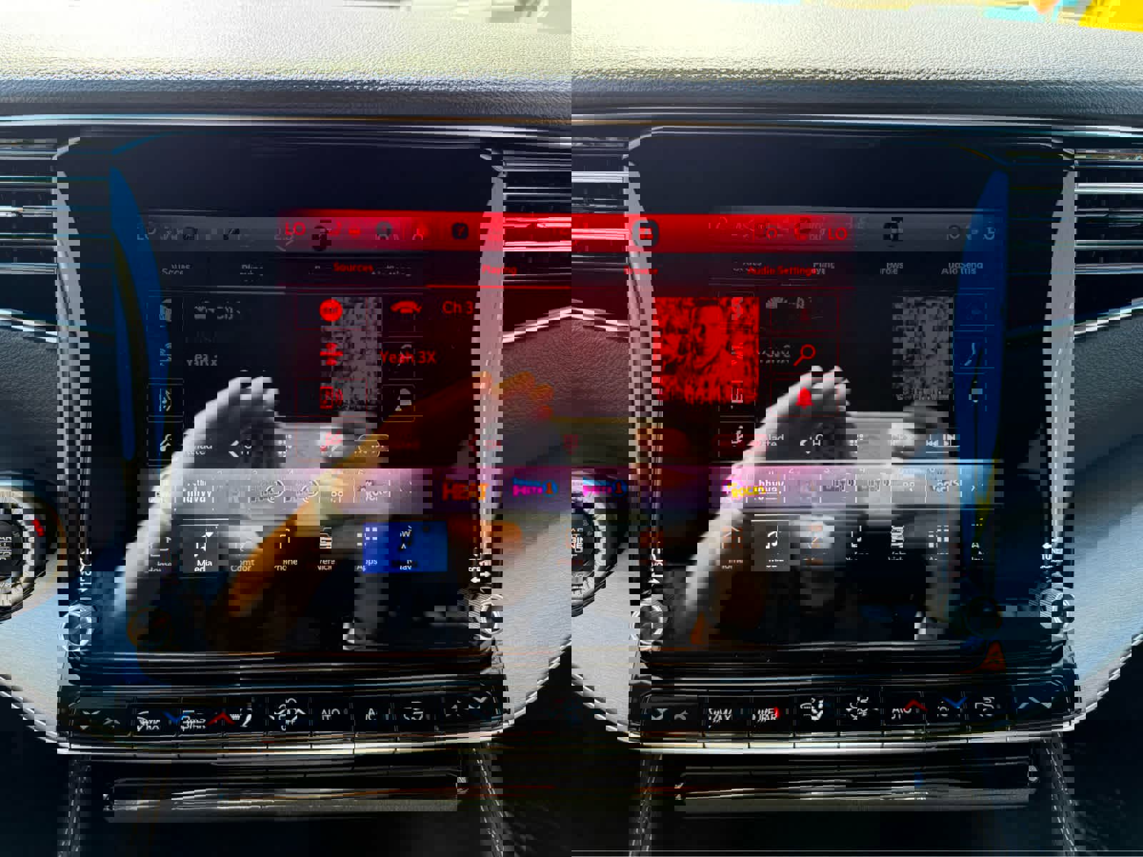 Used 2025 Jeep Wagoneer Series II image 18