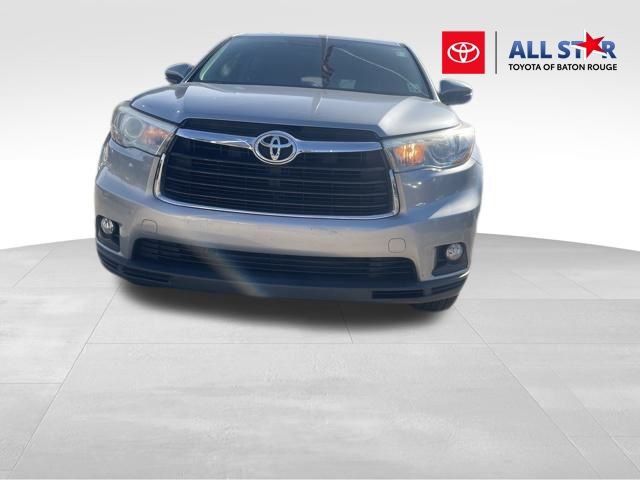 Used 2015 Toyota Highlander LE image 1