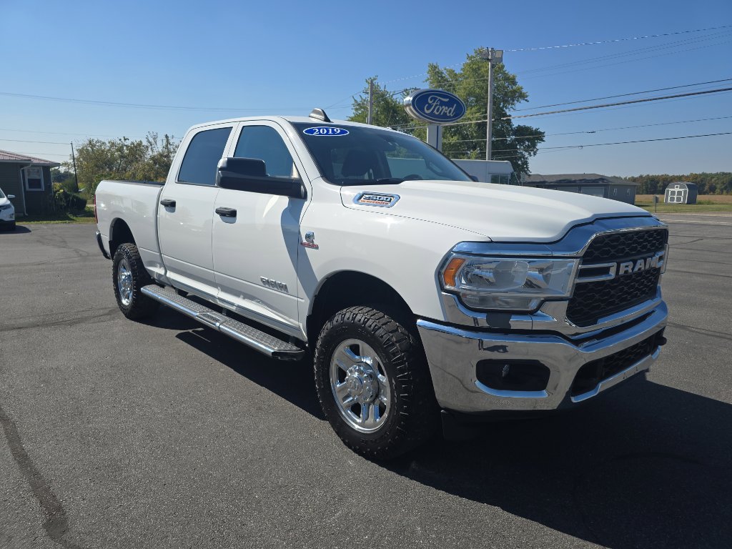Used 2019 RAM 2500 Tradesman w/ Chrome Appearance Group image 4