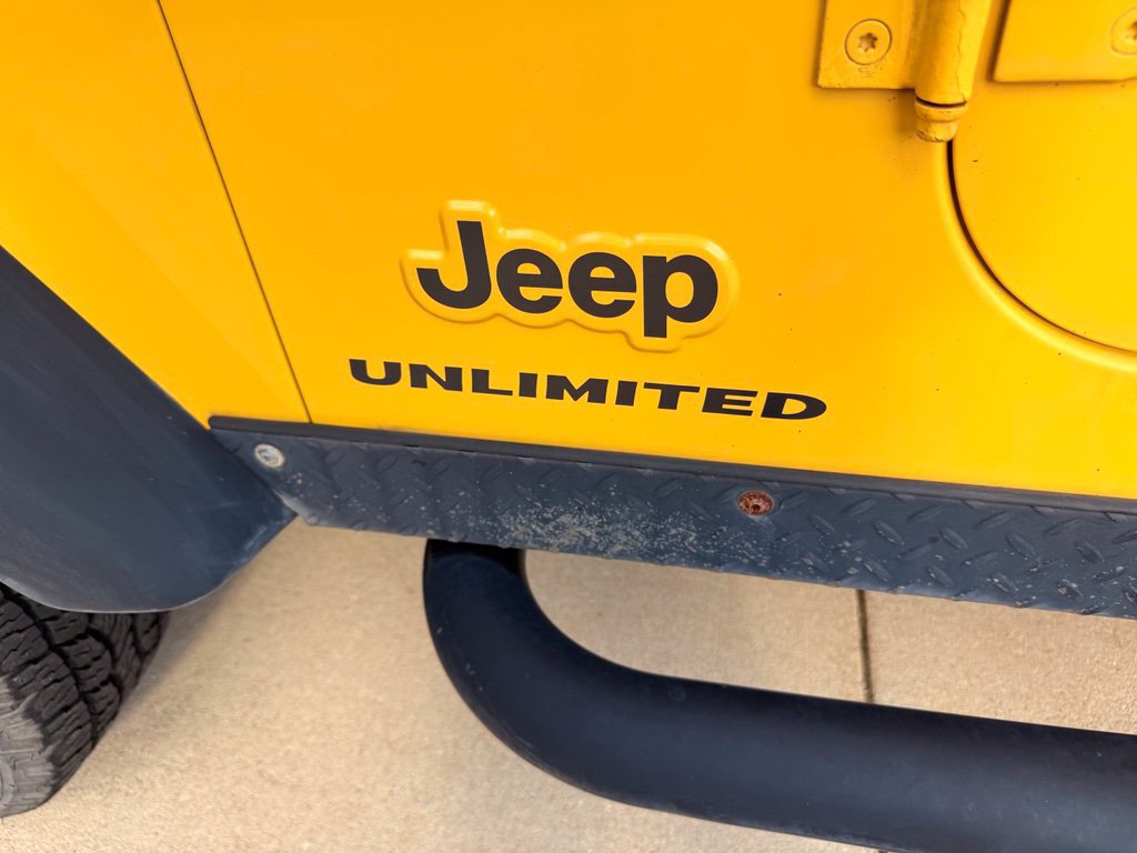 Used 2006 Jeep Wrangler Unlimited Rubicon AWD/4WD image 13
