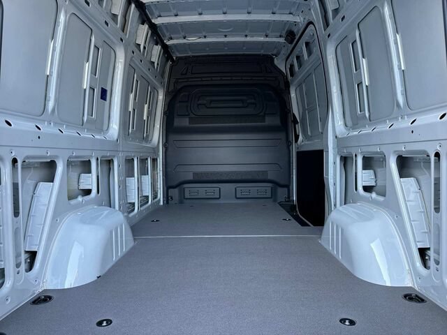 New 2025 Mercedes-Benz Sprinter 2500 image 14