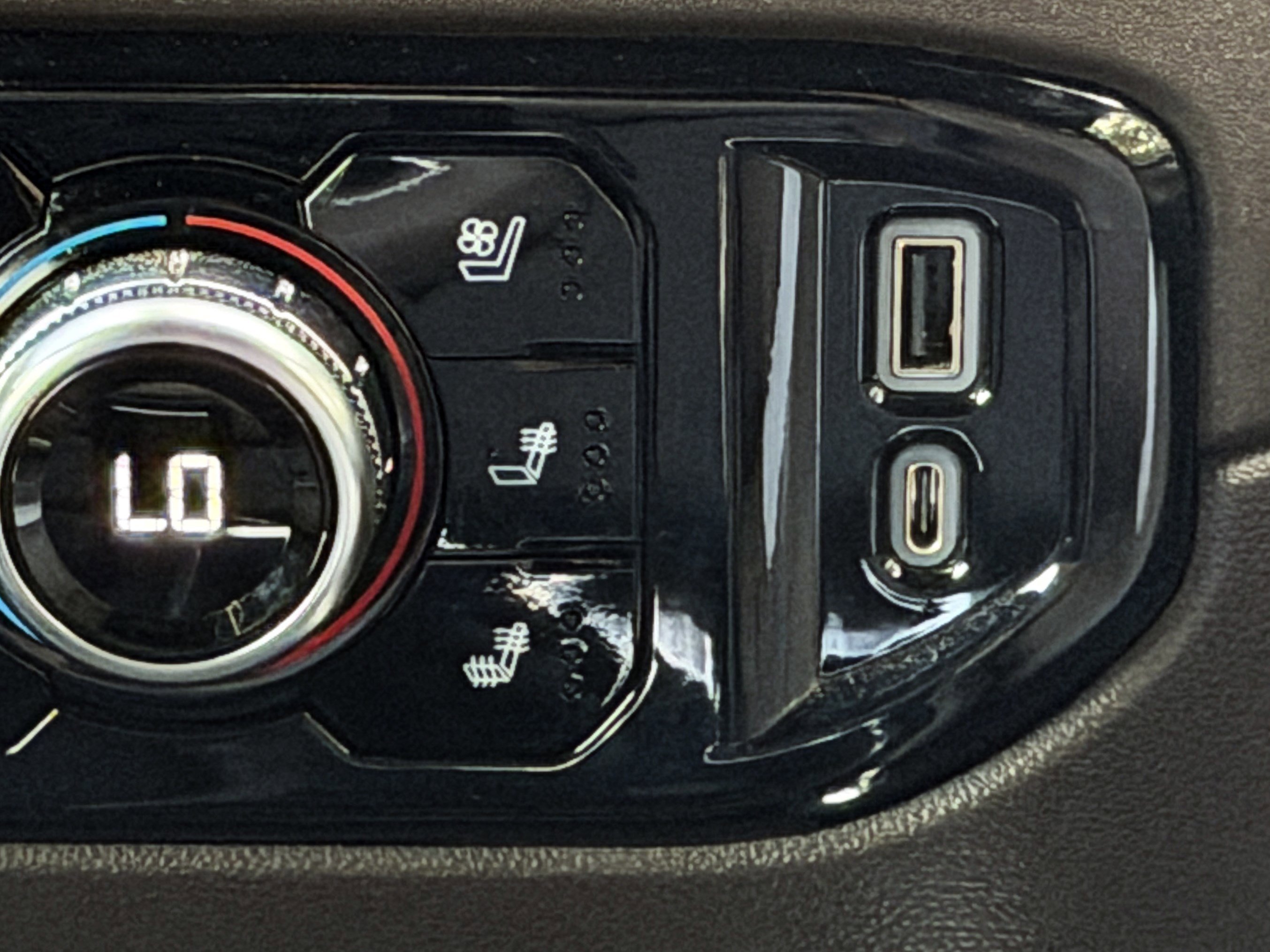 Used 2022 GMC Sierra 1500 SLT w/ SLT Premium Plus Package image 14