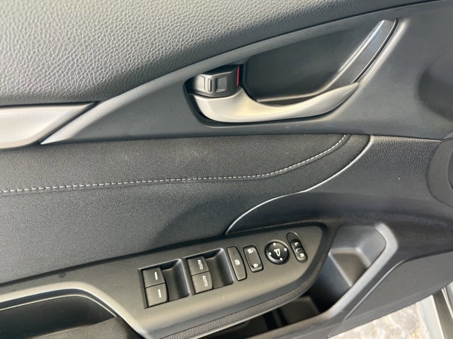 Used 2020 Honda Civic EX image 17