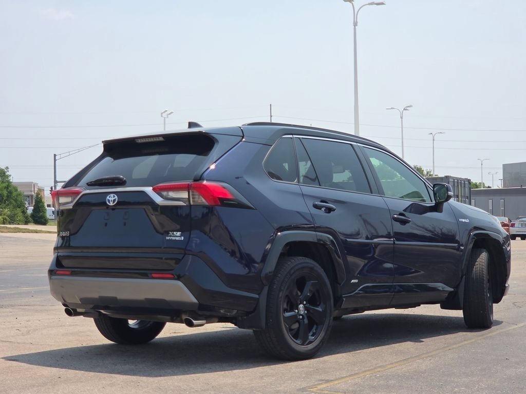 Used 2019 Toyota RAV4 XSE w/ Carpet Mat Package AWD/4WD image 26