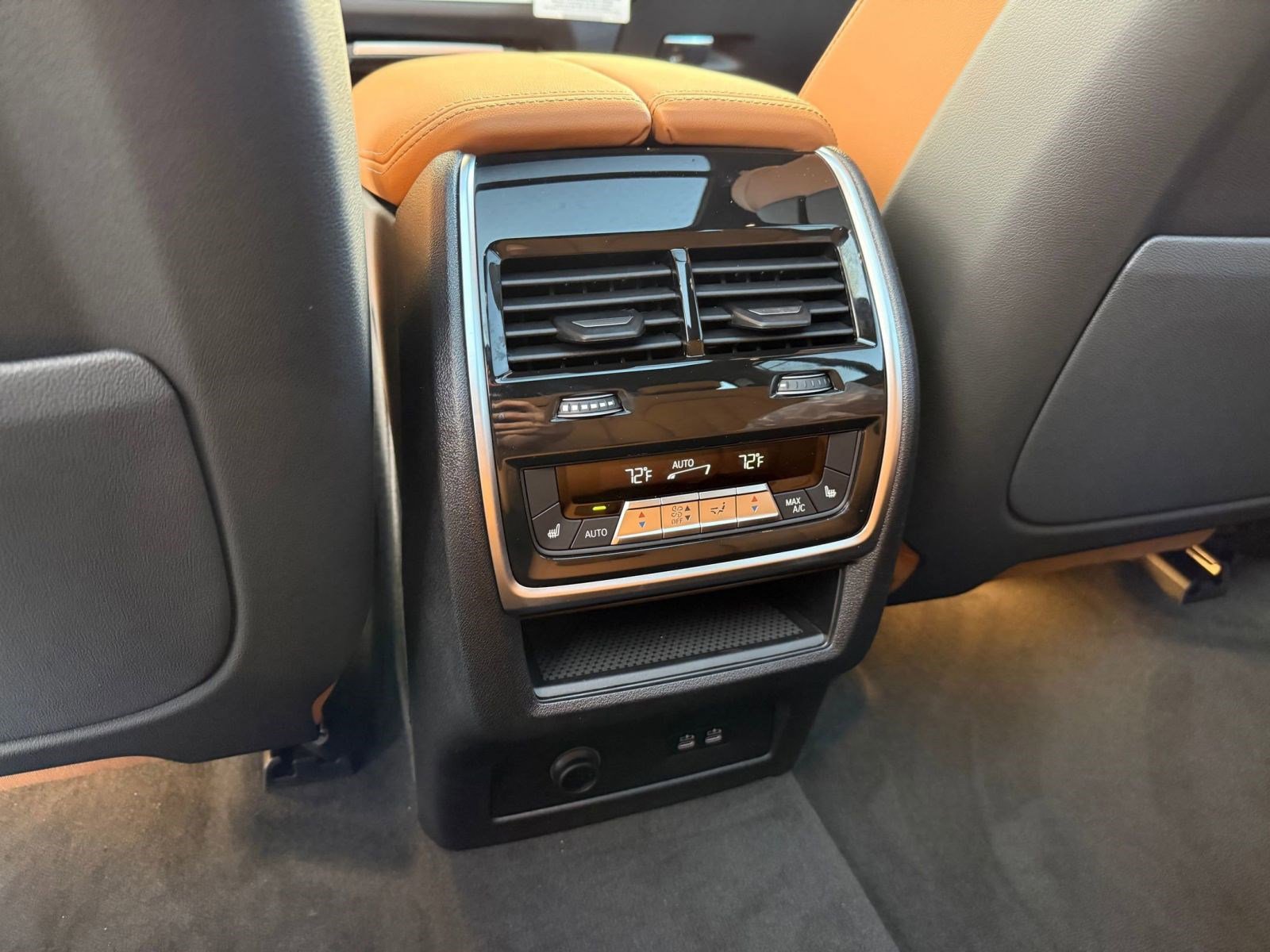 New 2026 BMW X7 xDrive40i w/ M Sport Package image 24