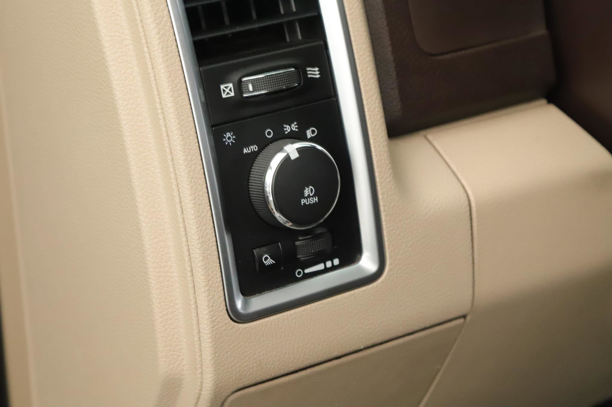 Used 2016 RAM 1500 Big Horn image 9