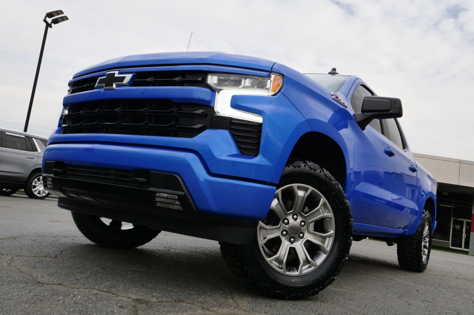 Used 2025 Chevrolet Silverado 1500 RST image 9