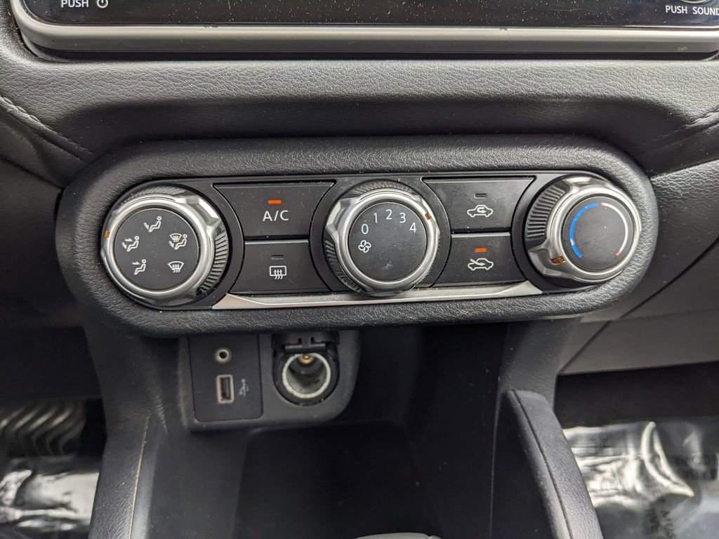 Used 2023 Nissan Versa S image 48