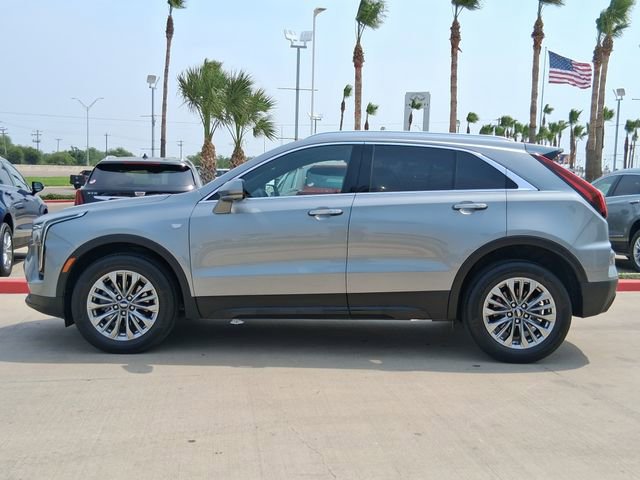 Used 2025 Cadillac XT4 Premium Luxury w/ LPO, Floor Liner Package FWD image 3