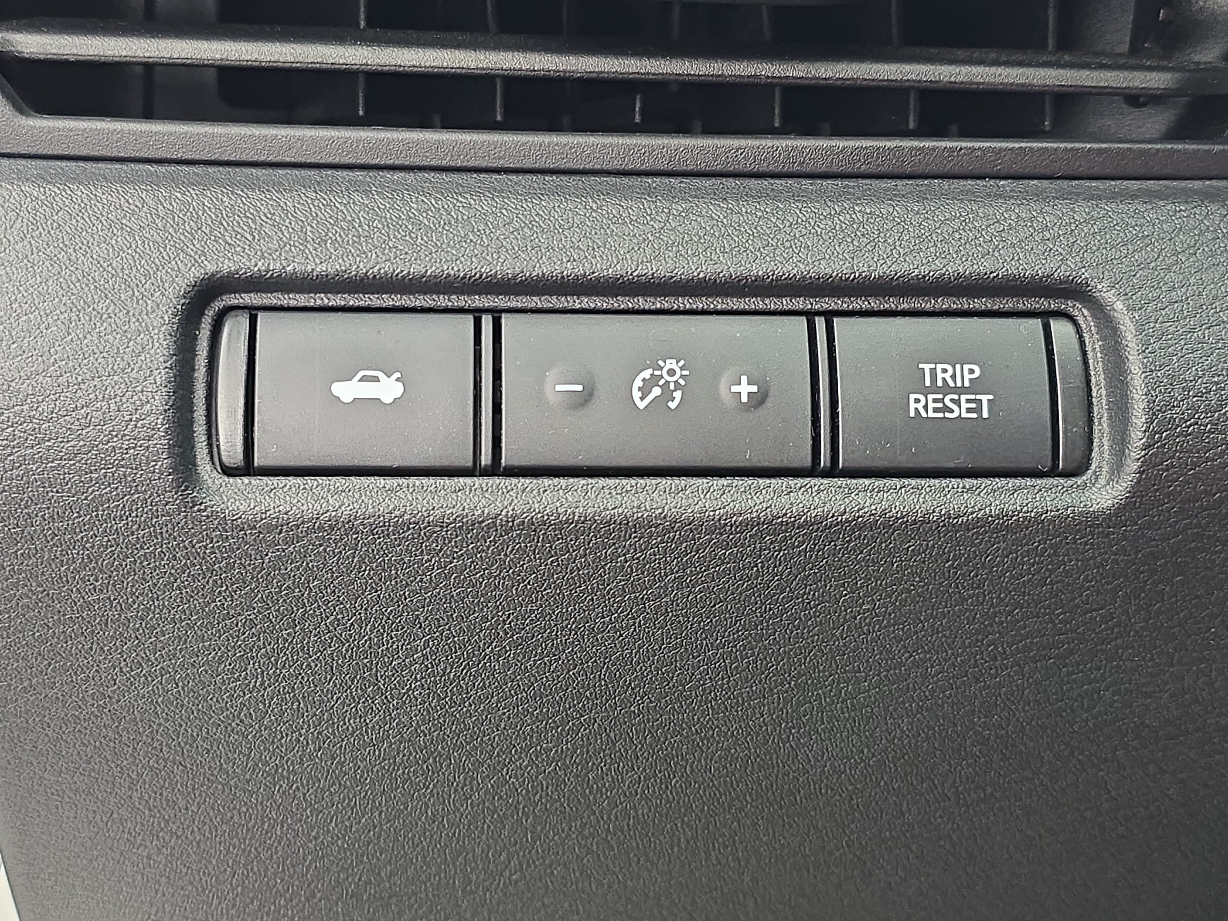 Certified 2022 Nissan Altima 2.5 SR AWD/4WD image 24