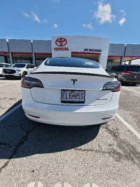 Used 2022 Tesla Model 3 Long Range AWD/4WD image 6