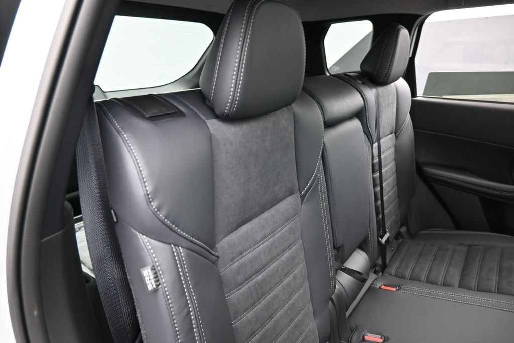 New 2026 Mitsubishi Outlander SE FWD image 44