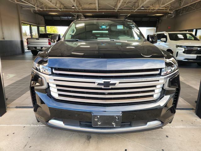 Used 2023 Chevrolet Tahoe High Country RWD image 2