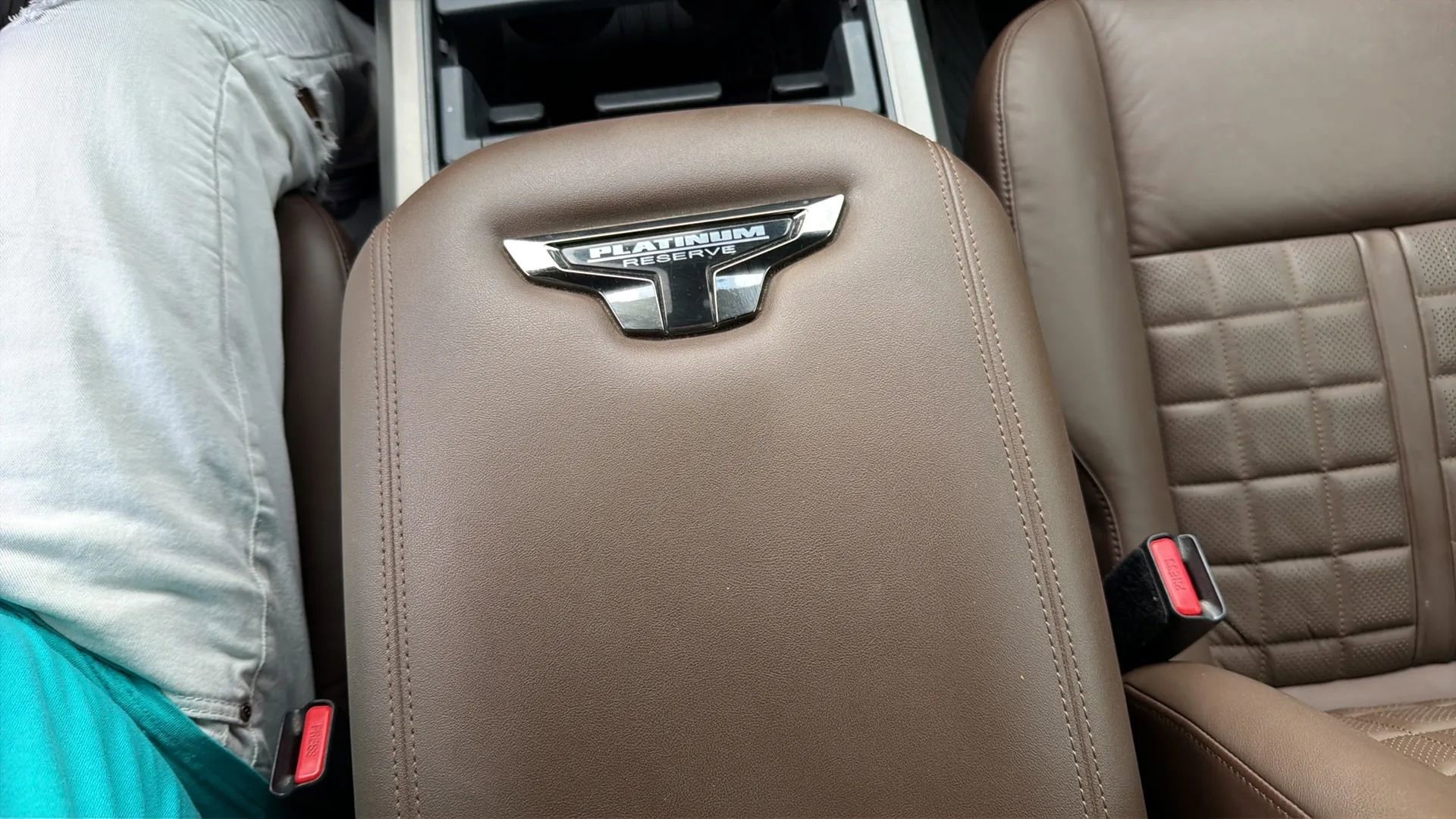Used 2021 Nissan Titan Platinum Reserve w/ Moonroof Package image 24