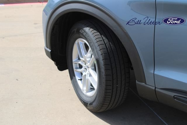 New 2026 Ford Explorer Active w/ Active Comfort Package RWD image 5