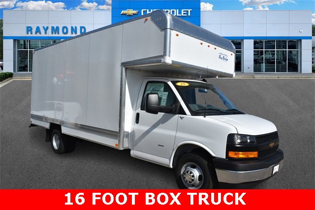 New 2025 Chevrolet Express 3500 w/ Power Convenience Package image 10