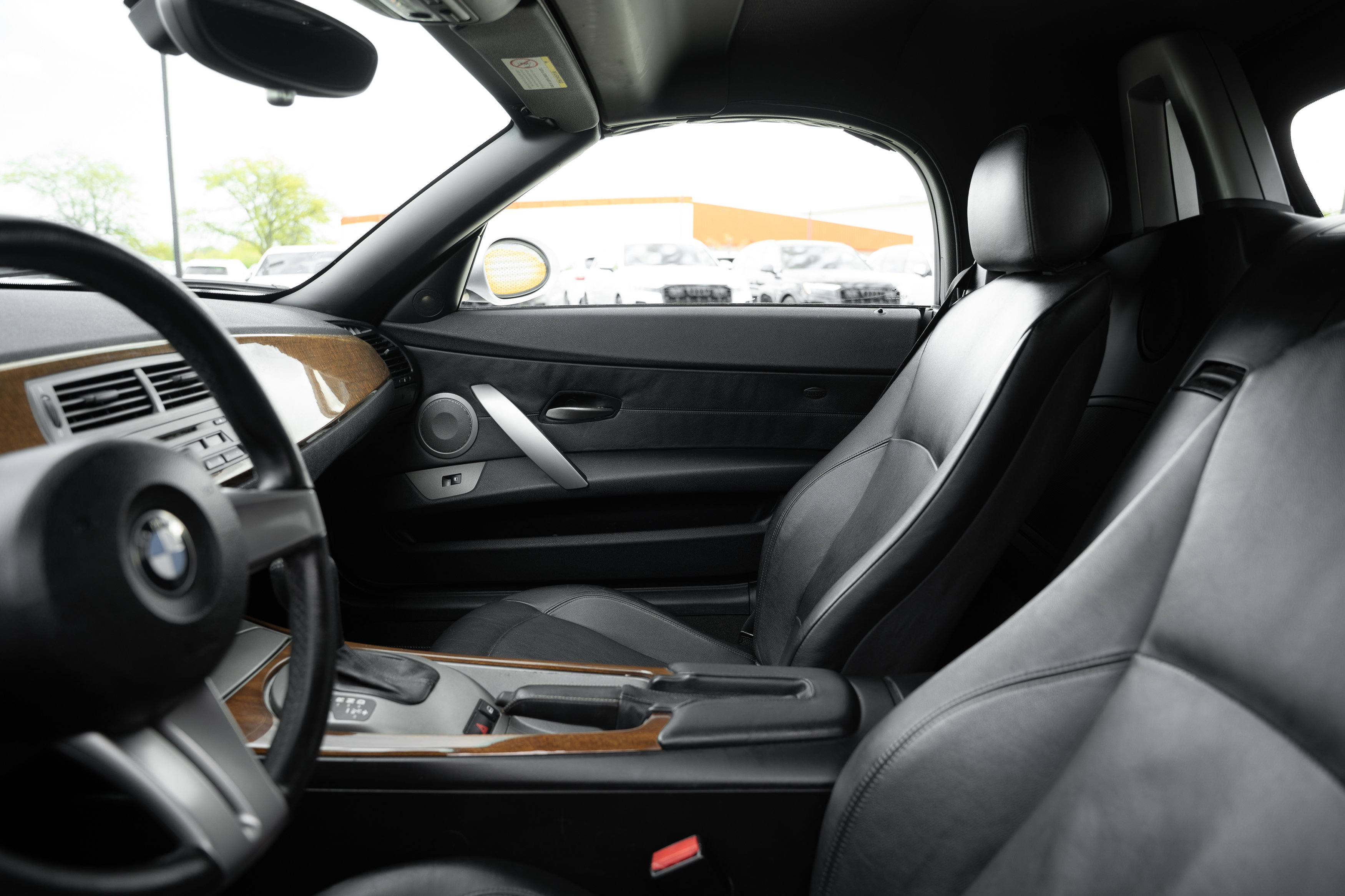Used 2003 BMW Z4 2.5i RWD image 25