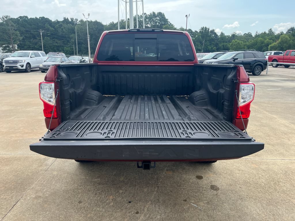 Used 2019 Nissan Titan PRO-4X AWD/4WD image 28