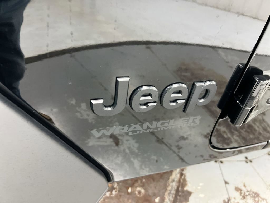 Used 2022 Jeep Wrangler Unlimited Sport AWD/4WD image 26