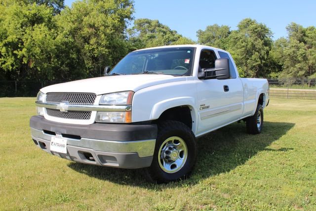 Used 2004 Chevrolet Silverado 2500 LS w/ Heavy-Duty Power Package image 1