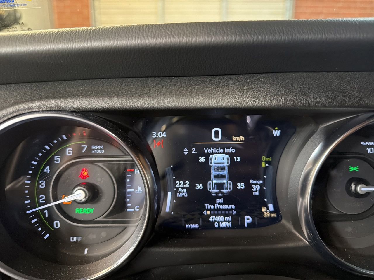 Used 2022 Jeep Wrangler Unlimited Sahara w/ Cold Weather Group AWD/4WD image 28
