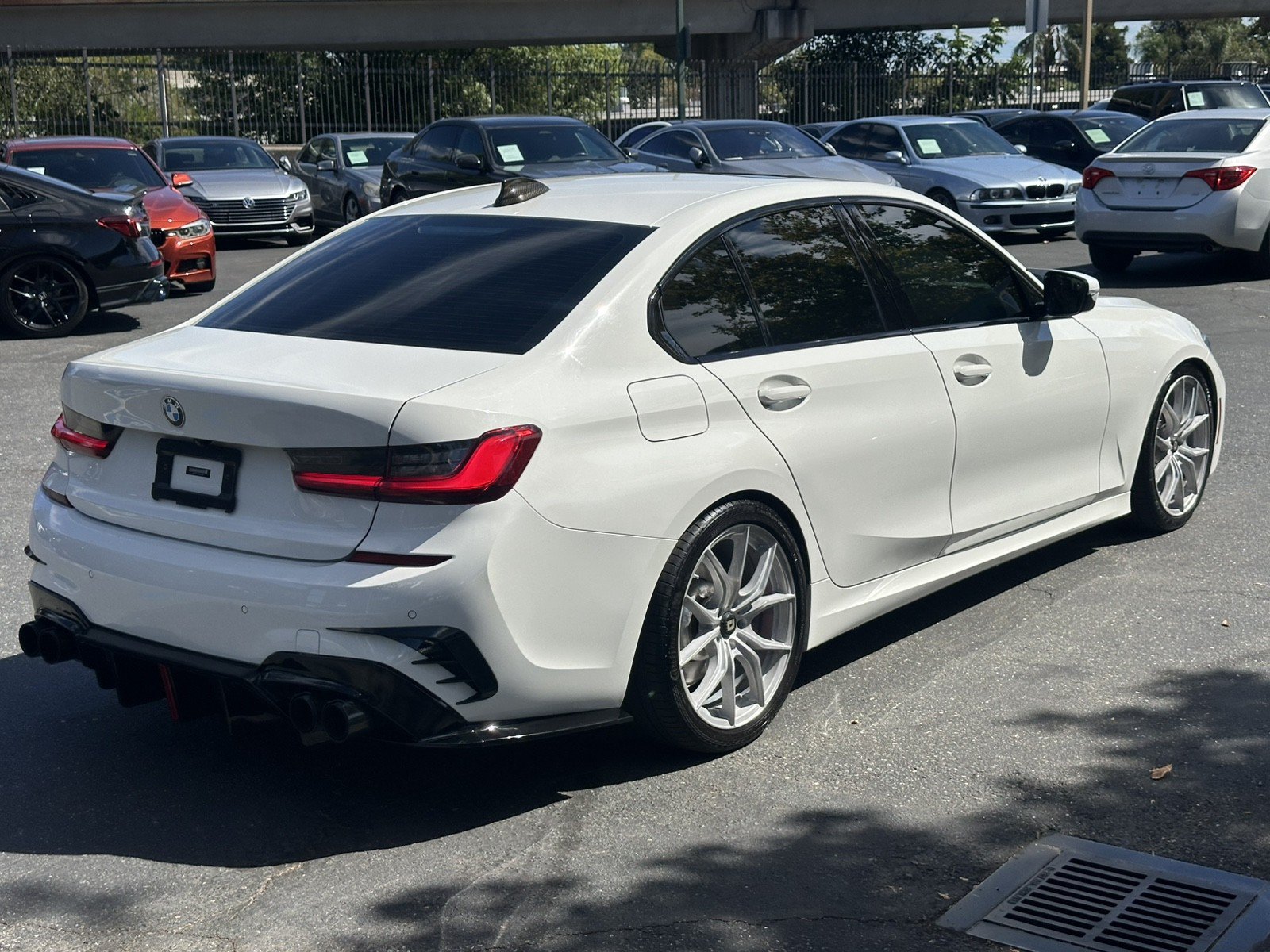 Used 2020 BMW 330i Sedan w/ M Sport Package RWD image 8