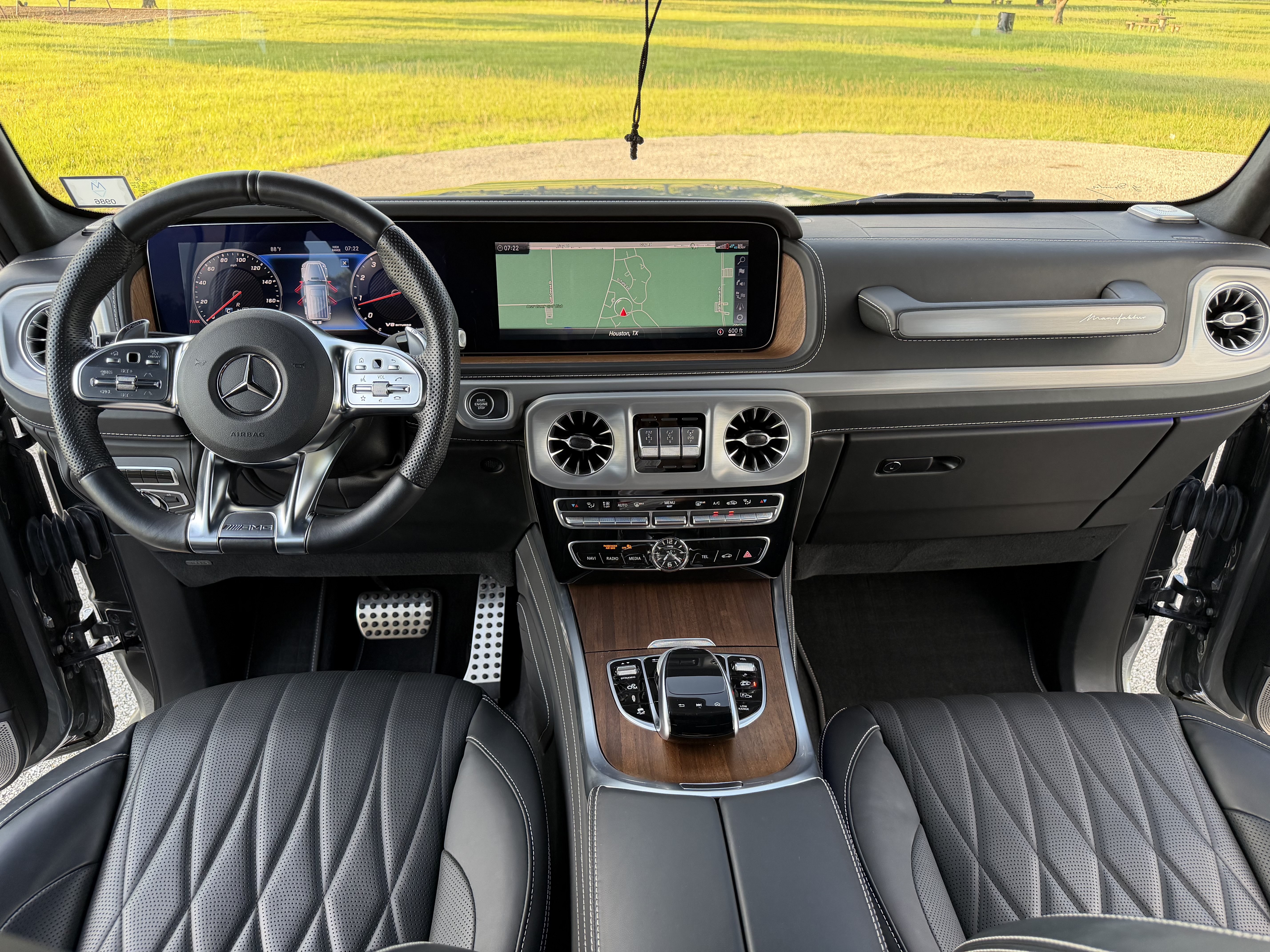Used 2024 Mercedes-Benz G 63 AMG 4MATIC image 32