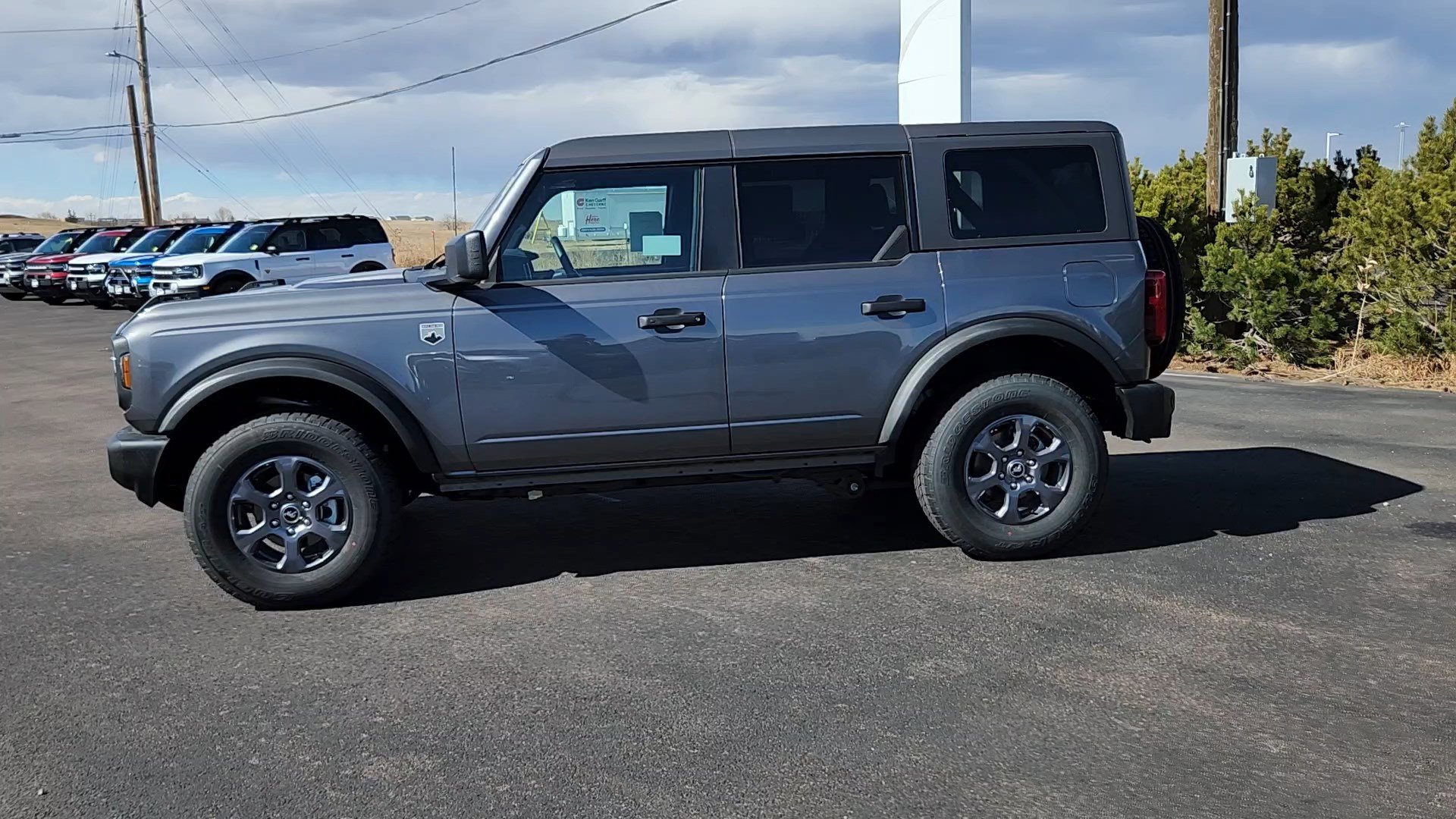 New 2025 Ford Bronco Big Bend image 2
