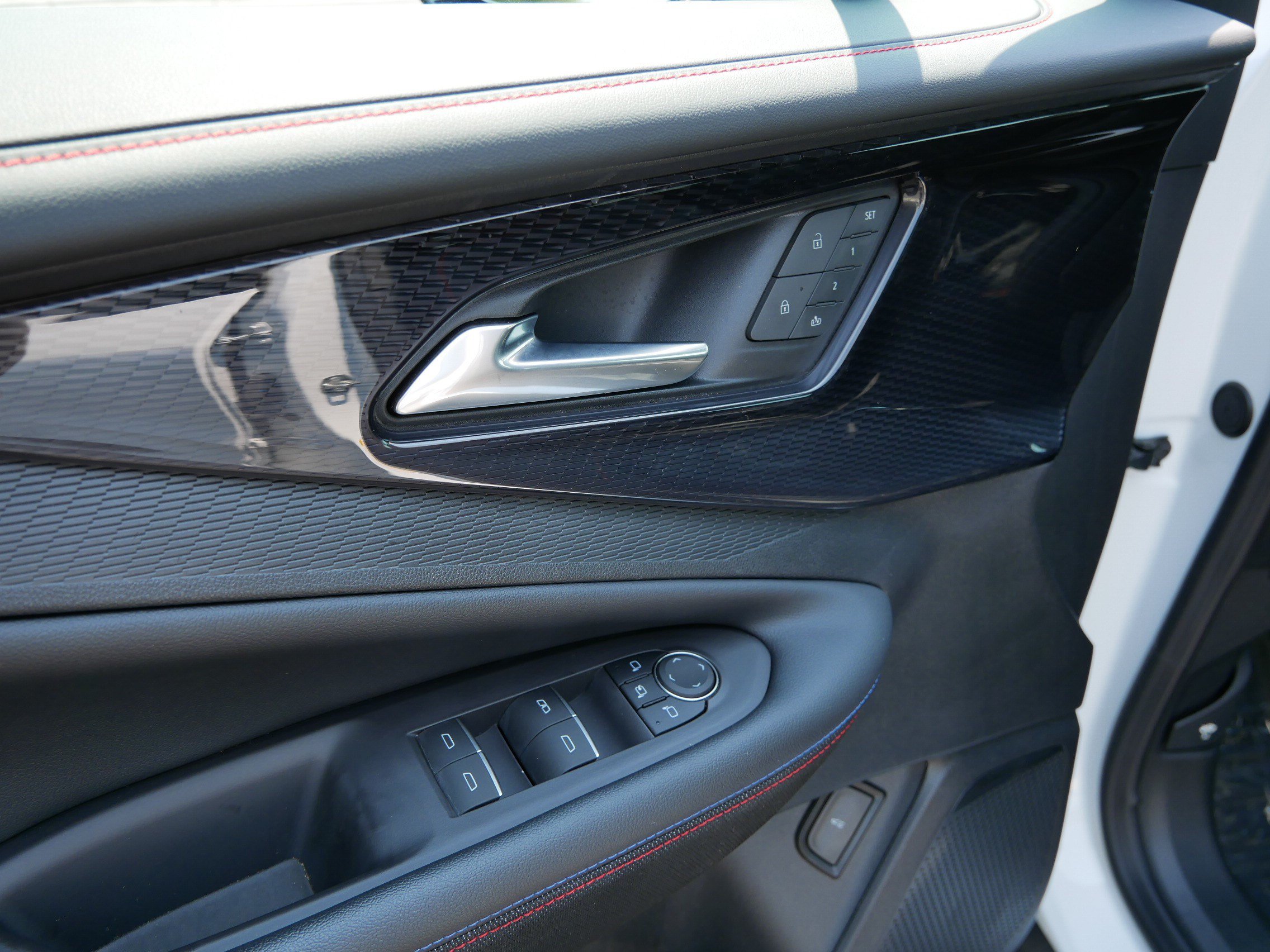 Used 2024 Chevrolet Blazer EV RS AWD/4WD image 19