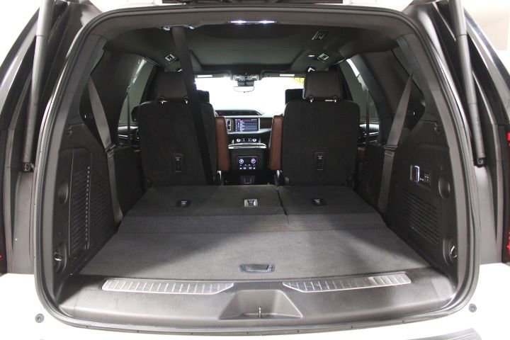 Used 2023 GMC Yukon Denali Ultimate image 15