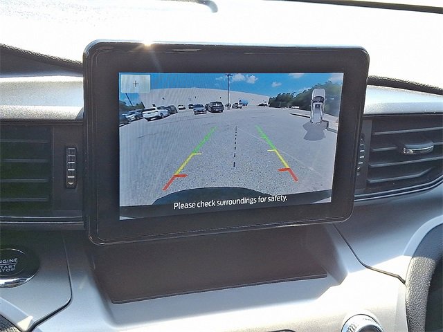 Used 2022 Ford Explorer XLT image 4