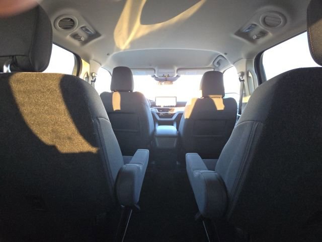 Used 2025 Ford Explorer Active RWD image 20