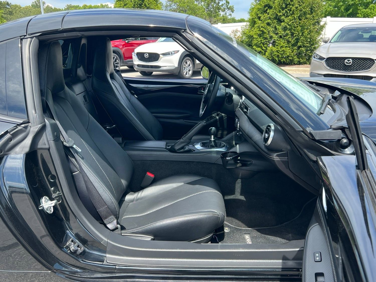 Certified 2025 MAZDA MX-5 Miata RF Grand Touring RWD image 27