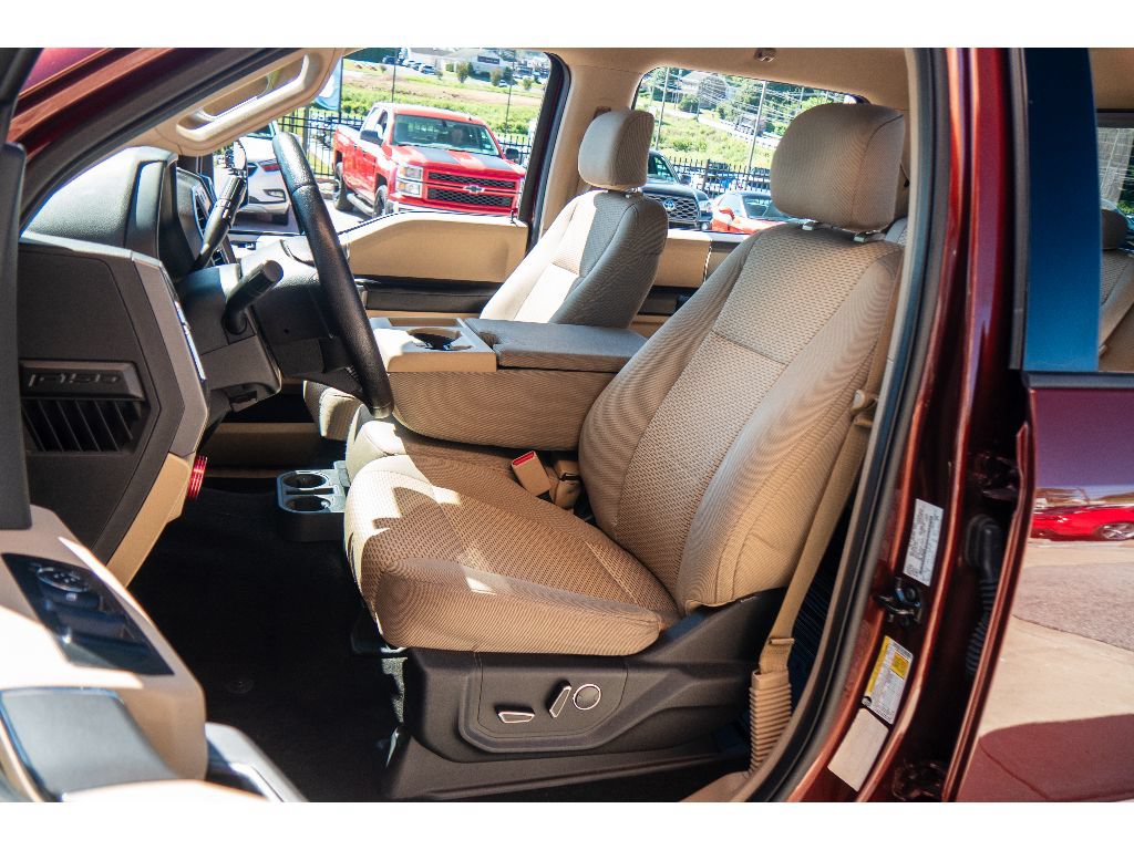 Used 2015 Ford F150 XLT w/ Equipment Group 302A Luxury AWD/4WD image 10